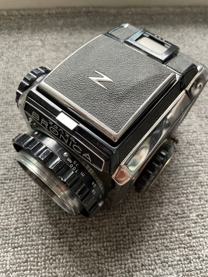 Zenza Bronica S2 6x6 中判カメラ ZENZA BRONICA S2、それは僕の鮮烈な中判デビュー｜131ca89