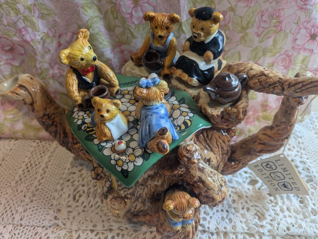 レア　英国ティーポット　ベア 証明書付【RINGTONS】リントンズ コレクタブル ポット Cardew