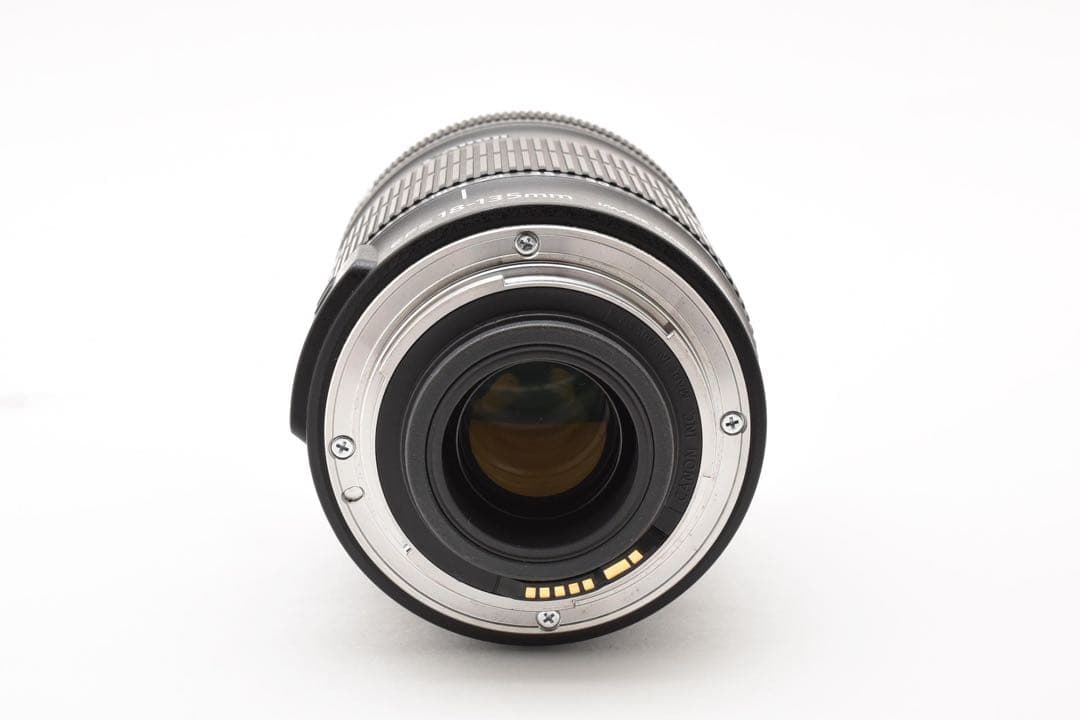 ★良品★ Canon EF-S 18-135mm F3.5-5.6 IS