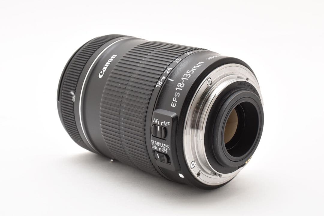 ★良品★ Canon EF-S 18-135mm F3.5-5.6 IS