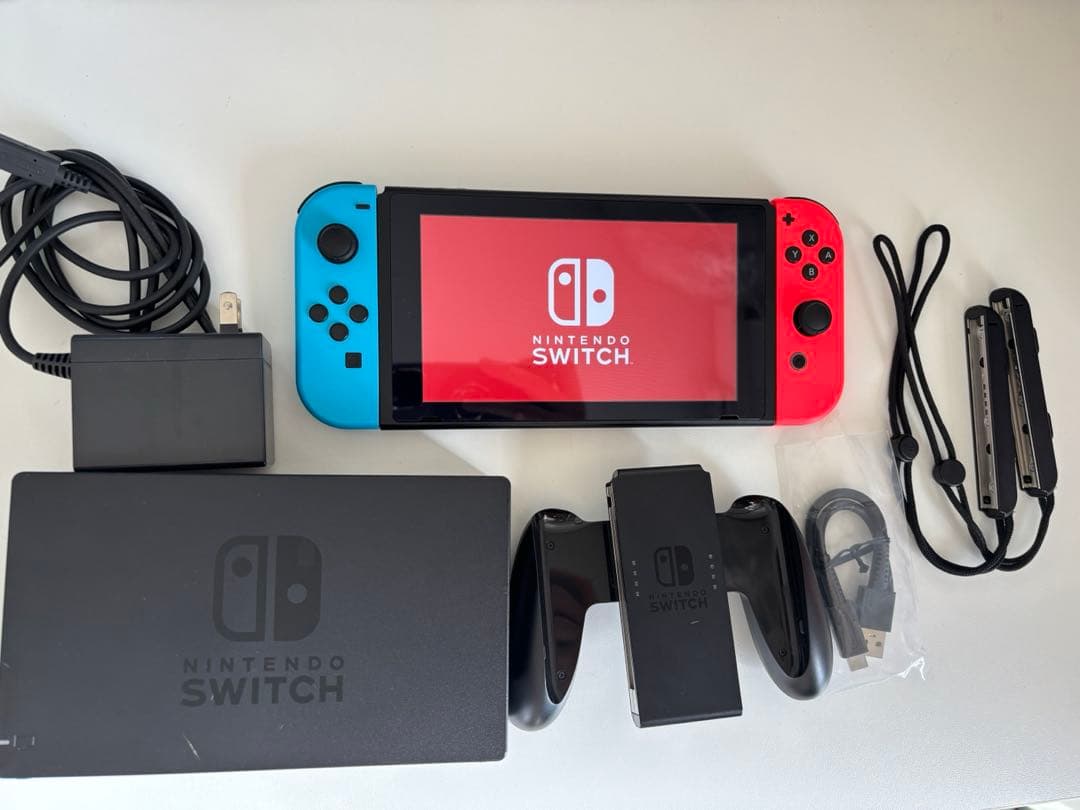 Nintendo Switch 青/赤 本体　箱無し Amazon.co.jp: Nintendo Switch 本体 (ニンテンドースイッチ) Joy-Con