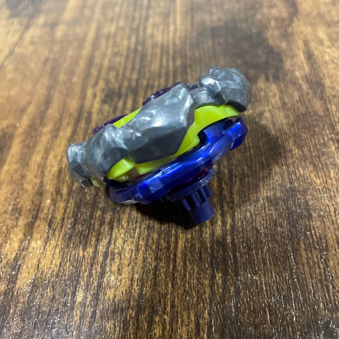 限定ベイ】ベイブレードX オロチクラスタ4-50LR あ4 - メルカリ