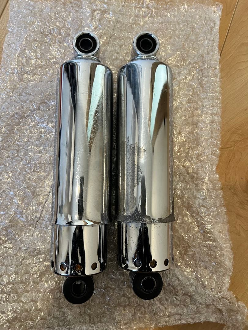 ハーレーダビッドソン ショベル純正リアサス 11インチ FLH 4速フレーム 4速フレームショベルヘッドのショーカスタムバイク FXS 1981年