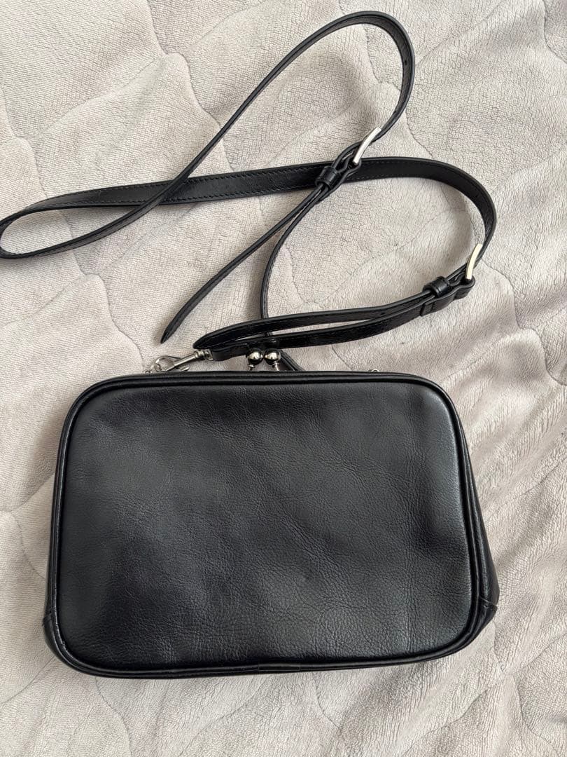 ワイズ　y's がま口　レザー ショルダーバッグ ワイズY's レザーがま口ショルダーバッグ 黒 (K-158930)