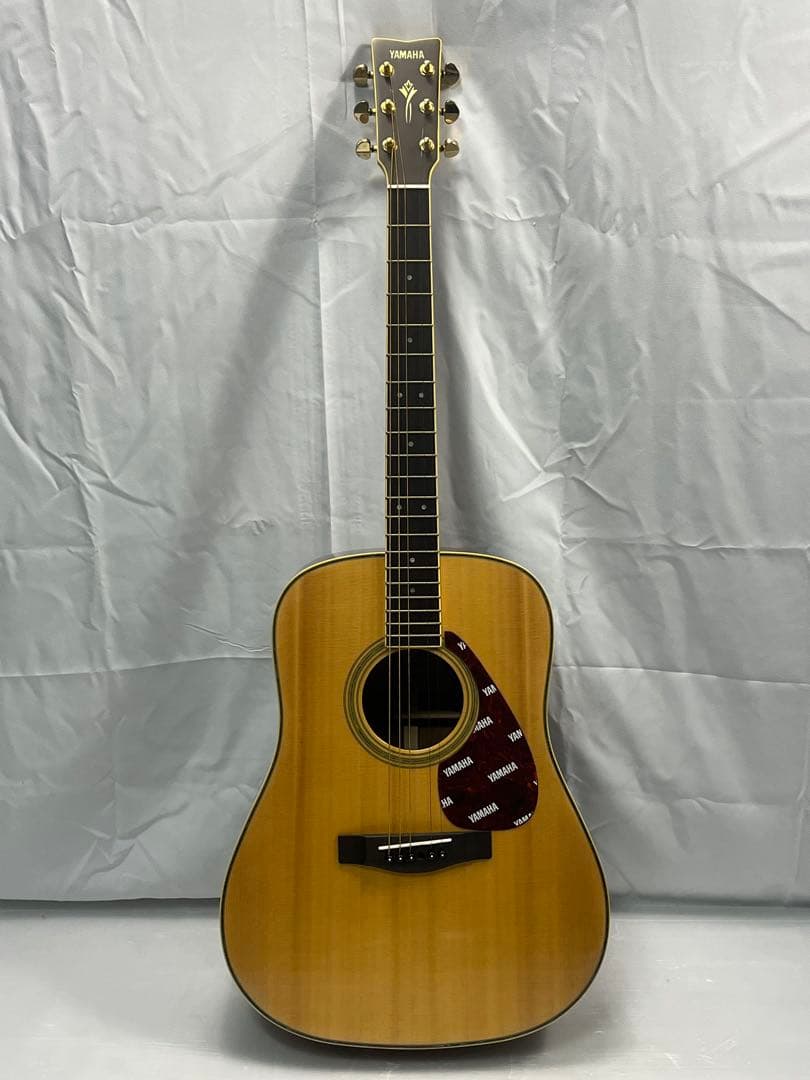 YAMAHA アコースティックギター DW-8 YAMAHA DW-8 税込販売価格 ￥17,800- 中古品 スプルース単板トップのDW