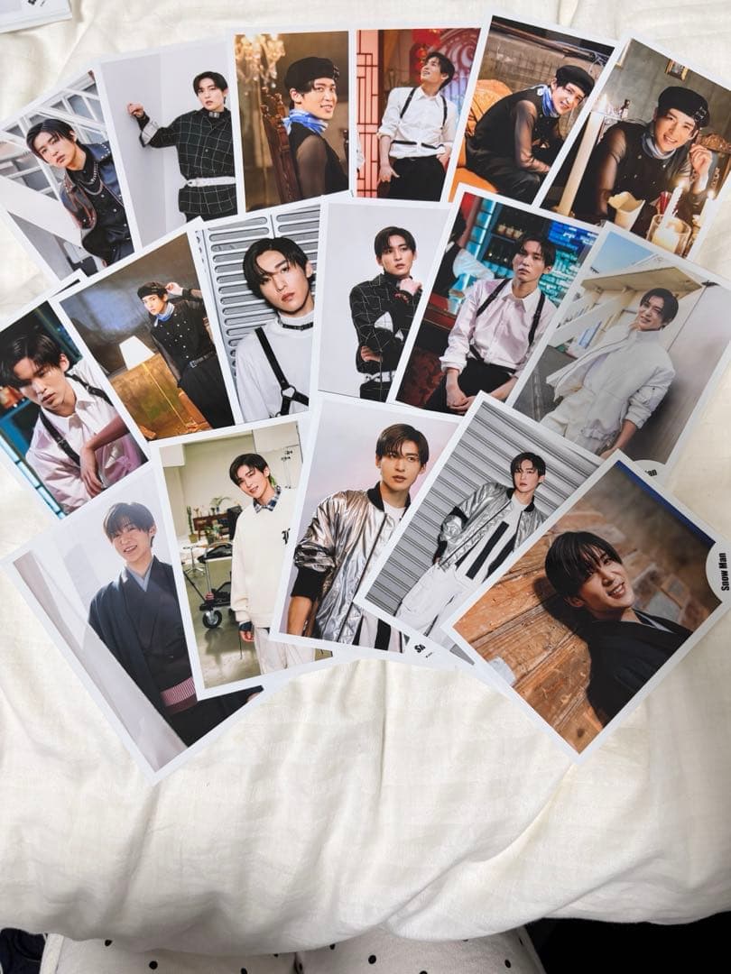 SnowMan 目黒蓮 公式写真 50枚まとめ売り ② - メルカリ