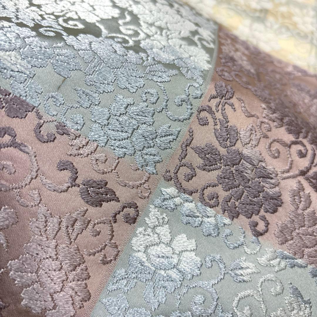 正絹　袋帯《唐織　花唐草》