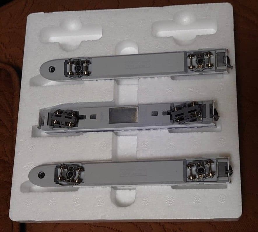 ジャンク nゲージ カトー 0系2000番台&tomix 700系 2編成セット - メルカリ