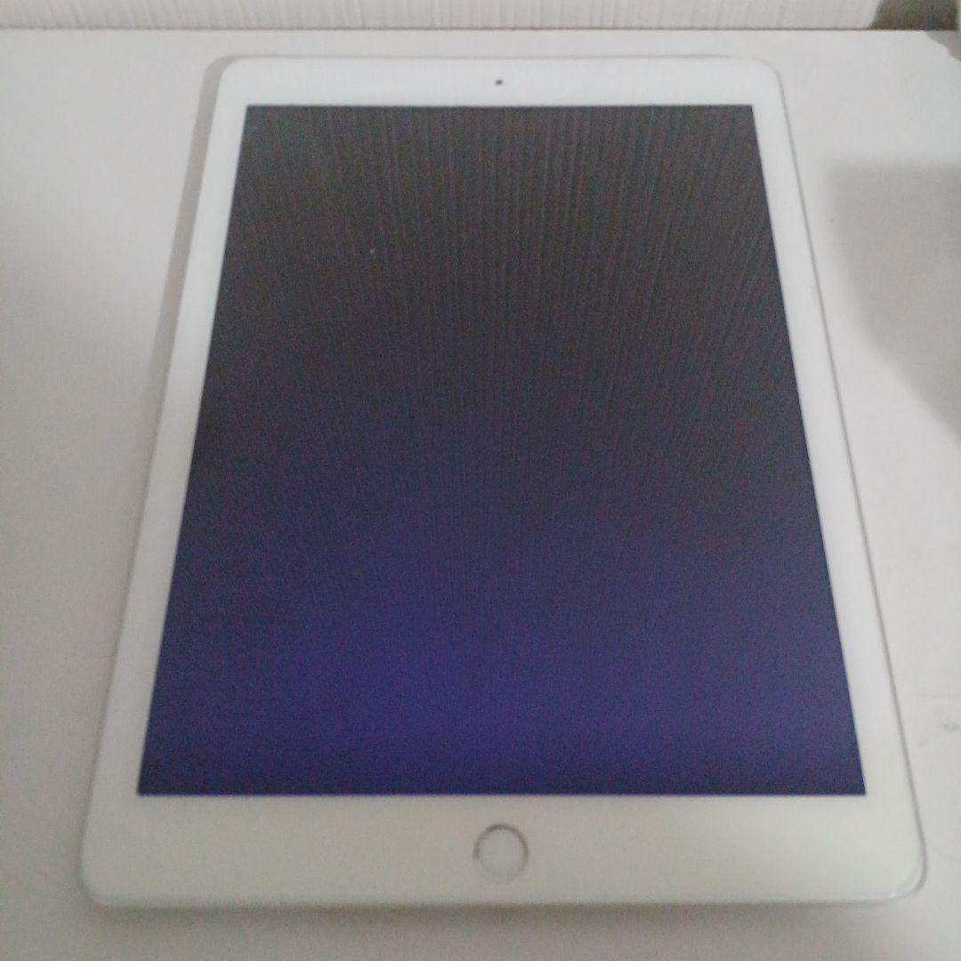 Apple iPad (第6世代) 128GB シルバー 本体 Amazon.co.jp: 【整備済み品】 Apple iPad (第6世代) Wi-Fi +