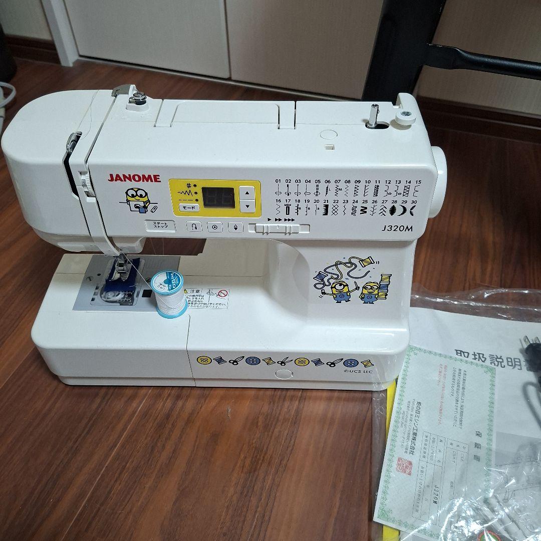 美品ミニオンミシン ジャノメJ320M新古品