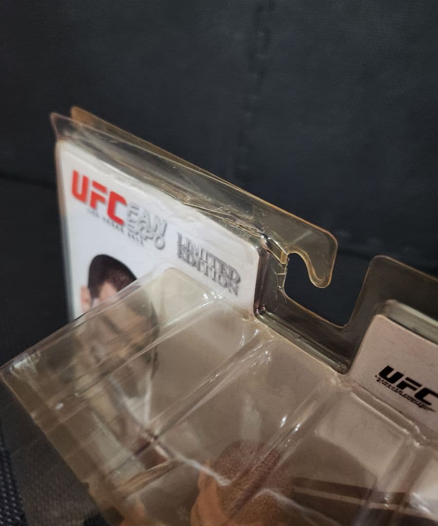 UFC ROUND5 フィギュア 限定版 ケイン・ヴェラスケス - メルカリ