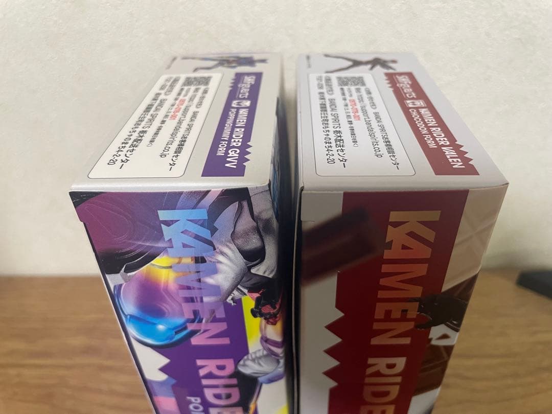 s.h.figuarts 仮面ライダーヴァレン&仮面ライダーガヴ　フィギュアーツ