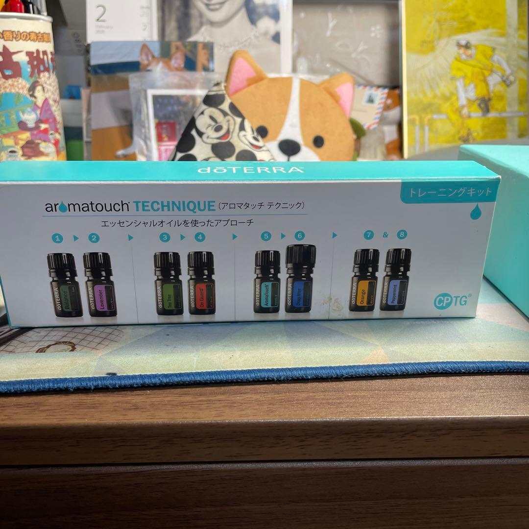 doTERRA アロマタッチテクニックキット - メルカリ