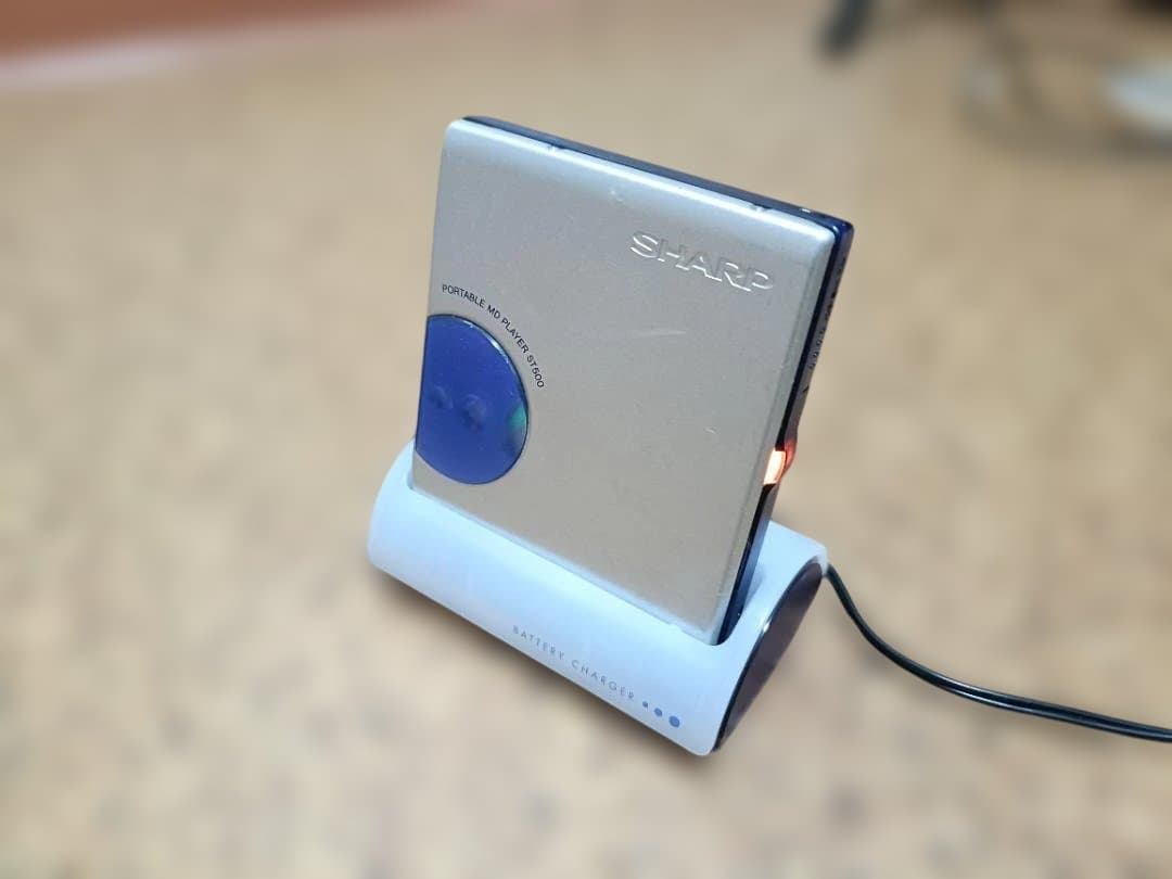 ジャンク品 SHARP MDプレイヤー MD-ST500 - メルカリ
