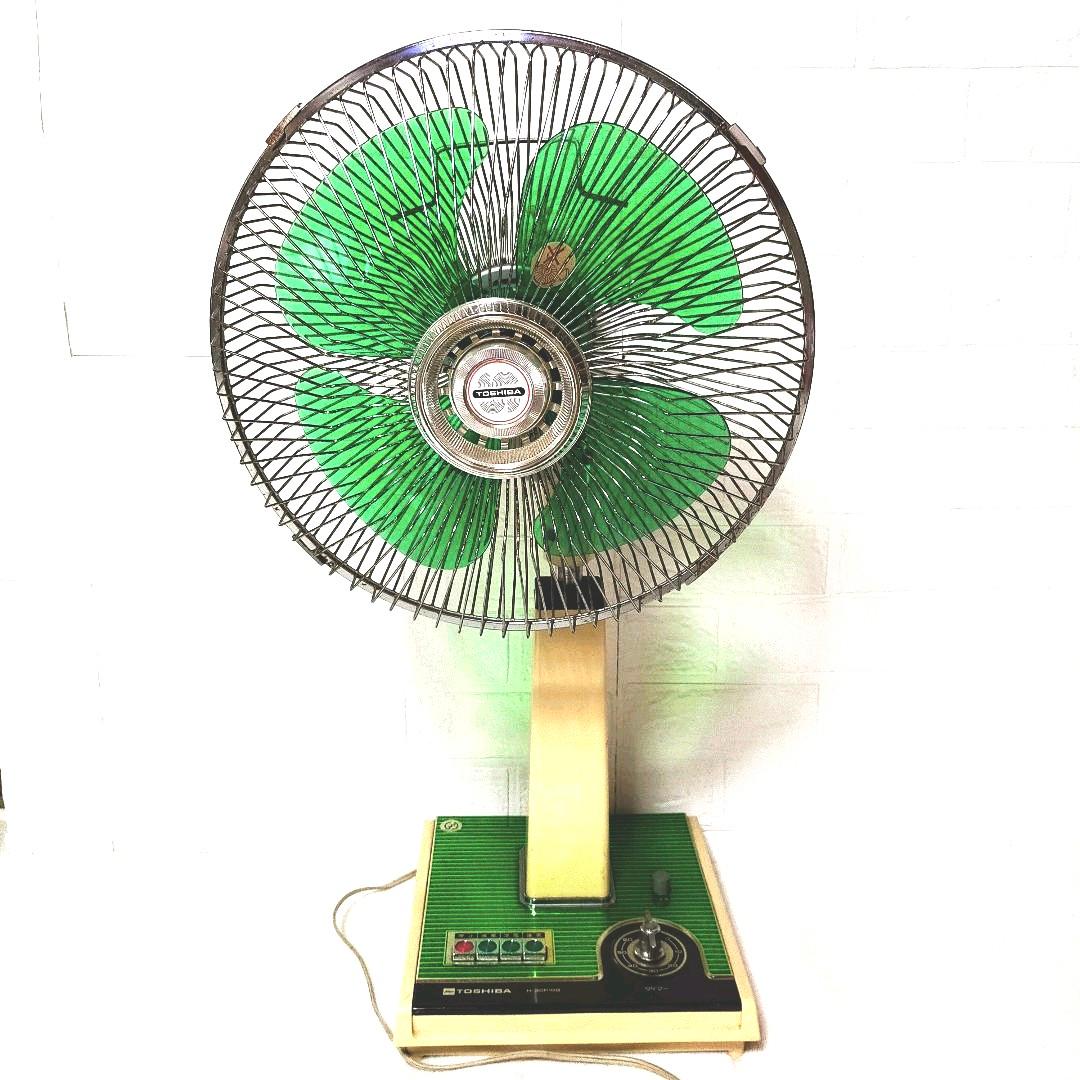 東芝 TOSHIBA 昭和家電 レトロ 扇風機 グリーン - メルカリ