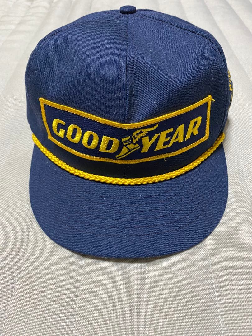 デッドストック GOOD YEAR キャップ SWINGSTER Vintage Goodyear #1 In Racing Swingster Snap Back Trucker Hat Blue