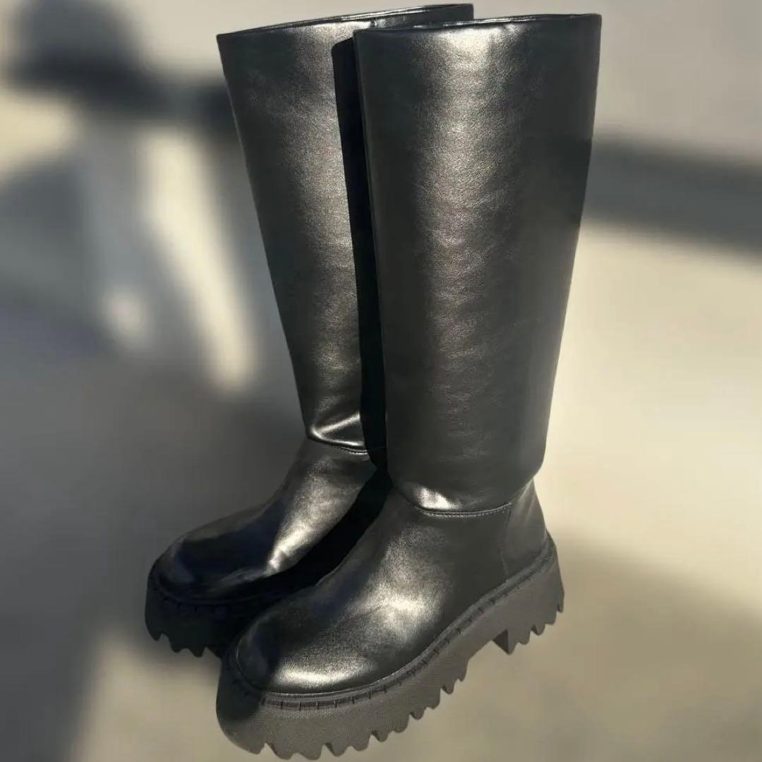 ZARA フラットトラックソール ロングブーツ 黒 厚底 38 - メルカリ