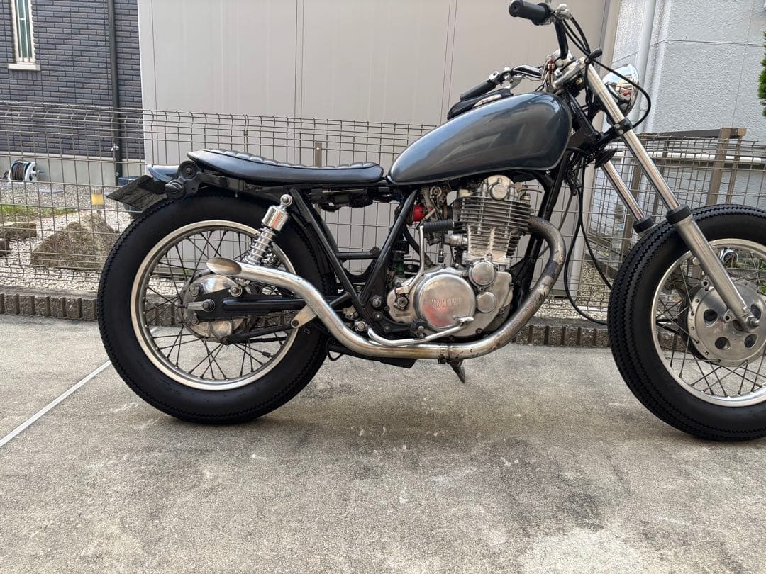 2%er マフラー セミアップドラッグパイプマフラースリップオン SR400