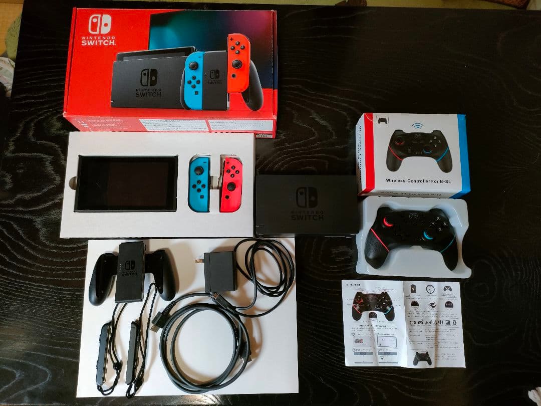 NintendoSwitchネオンブルー/レッド本体 ワイヤレスコントローラー付 Nintendo Switch ネオンブルー・ネオンレッド 任天堂 ゲーム機 本体