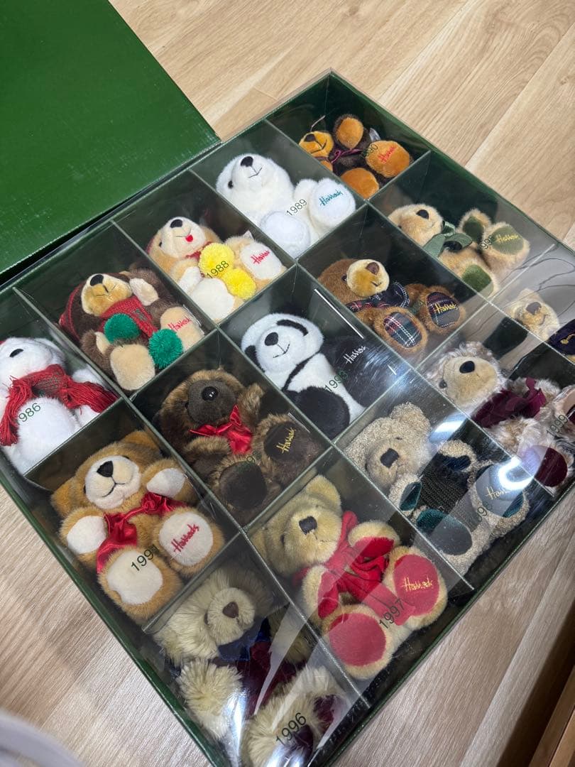 Harrods 15周年 テディベア 15体 1986〜2000