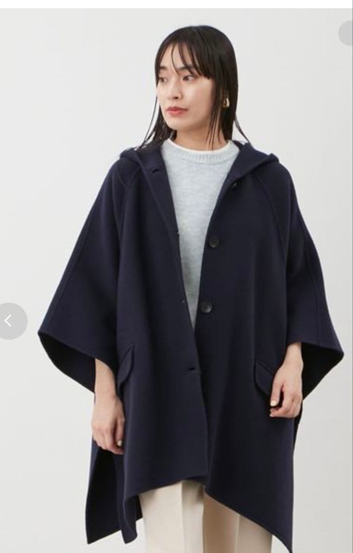 ミラオーエン】ネイビー フード付きポンチョ数時間使用のみ、値引き