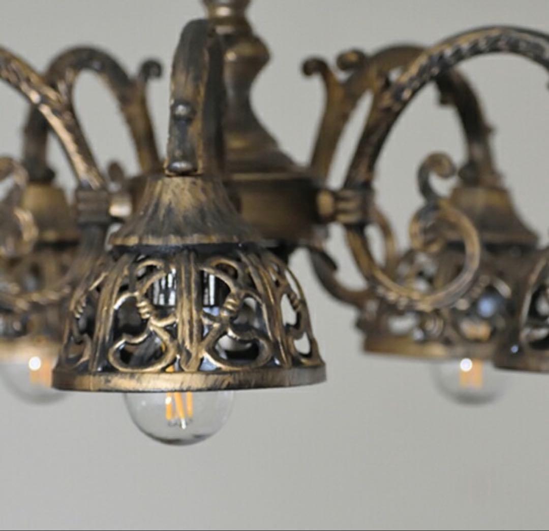 ジョグジャ Jogjakarta 5灯シャンデリア