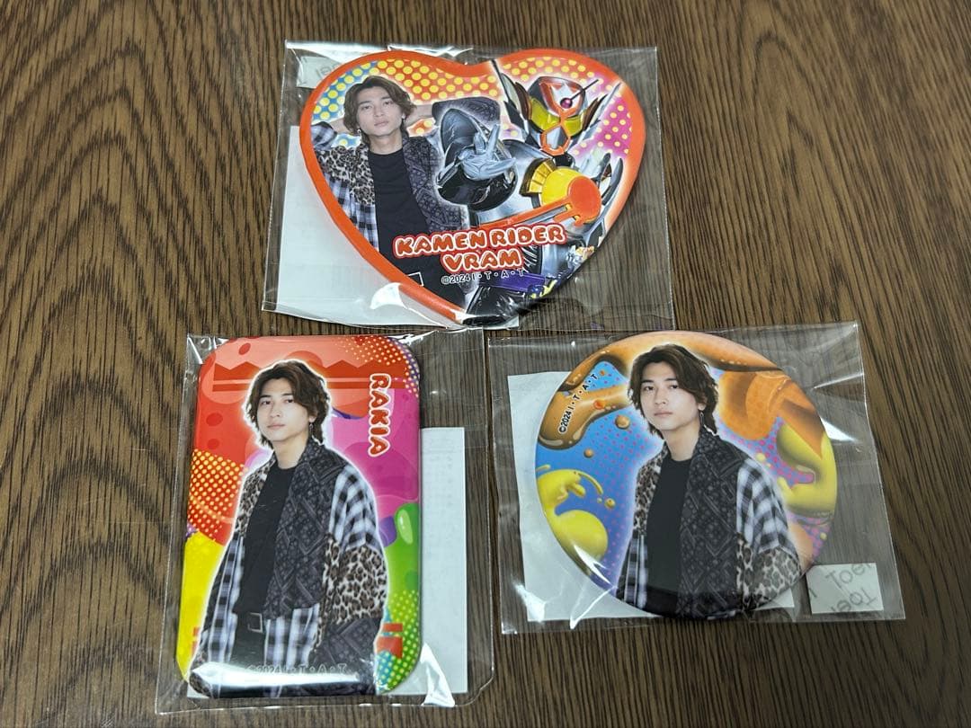 仮面ライダー ガヴ TOSくじ 東映オンラインストア 缶バッジ - メルカリ