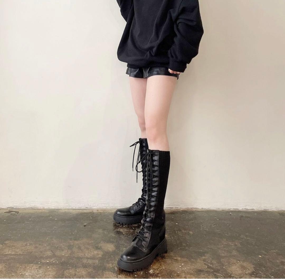 GYDA 黒 レザーと布のロングブーツ 厚底 編み上げブーツ - メルカリ