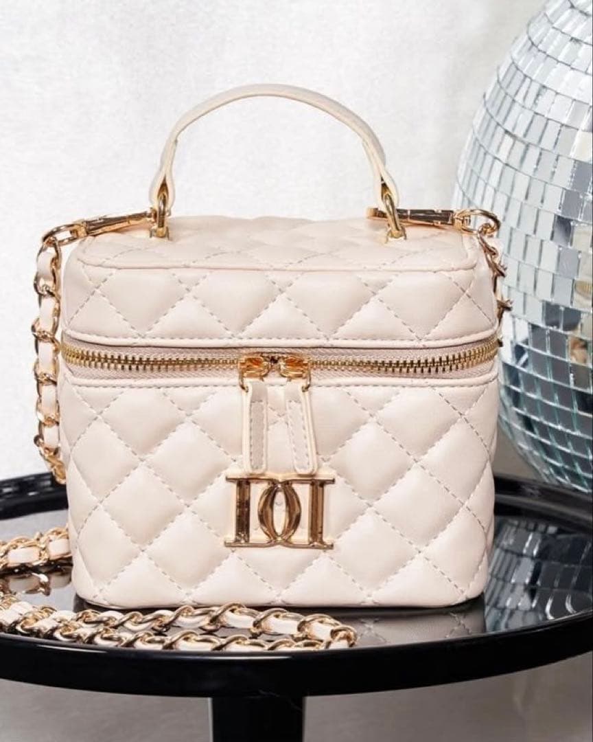 住*様 Darich ダーリッチ キルティングスクエアミニバッグ IVO アイボ 予約商品】Hello Darich キルティングスクエアミニバッグ – Darich