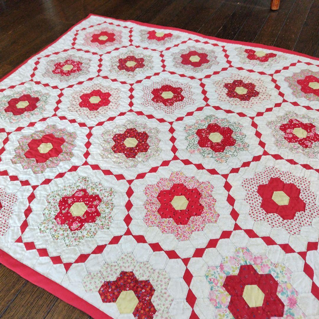 パッチワークキルト タペストリー ハンドメイド 予約品☆四季の森☆秋のパッチワークキルトタペストリー タペストリー