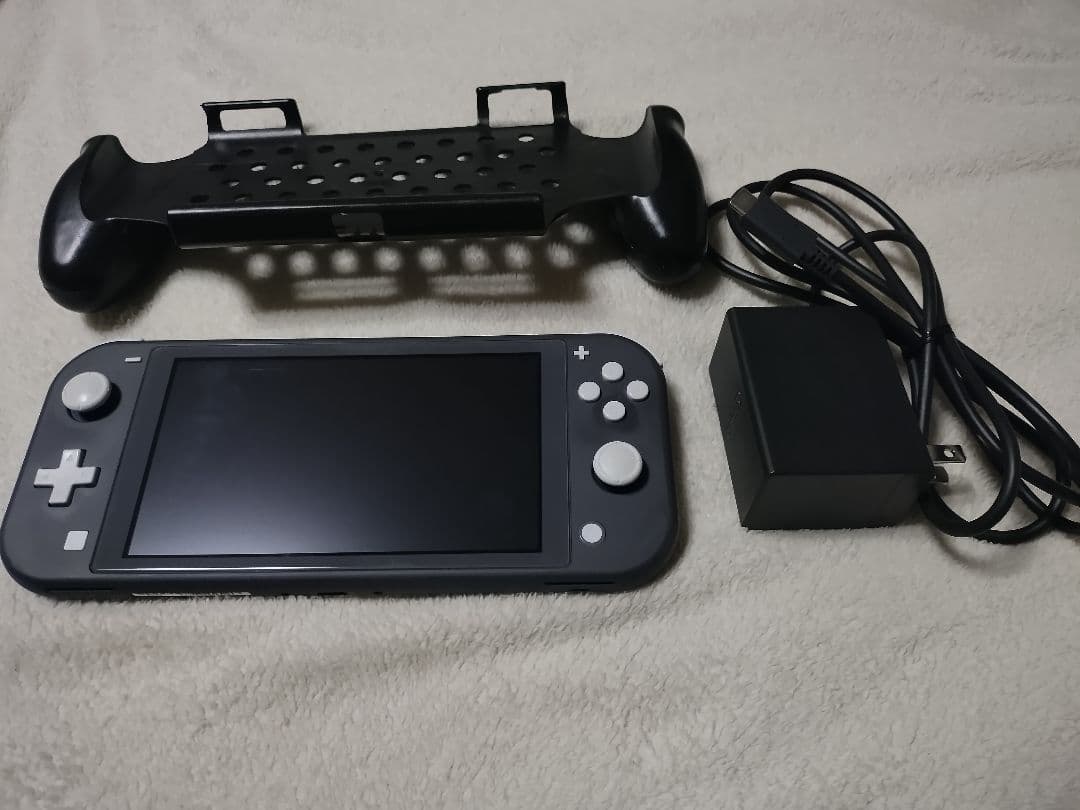 Nintendo Switch Lite グレー 本体＆充電ケーブル＋オマケ付 Amazon.co.jp: Nintendo Switch Lite グレー : ゲーム