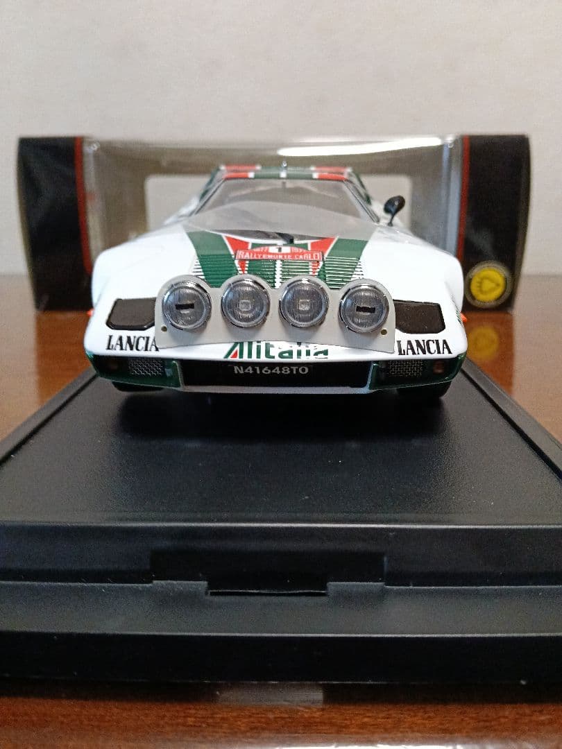 京商1/18ランチア・ストラトス77モンテカルロNo.1希少ライト点灯