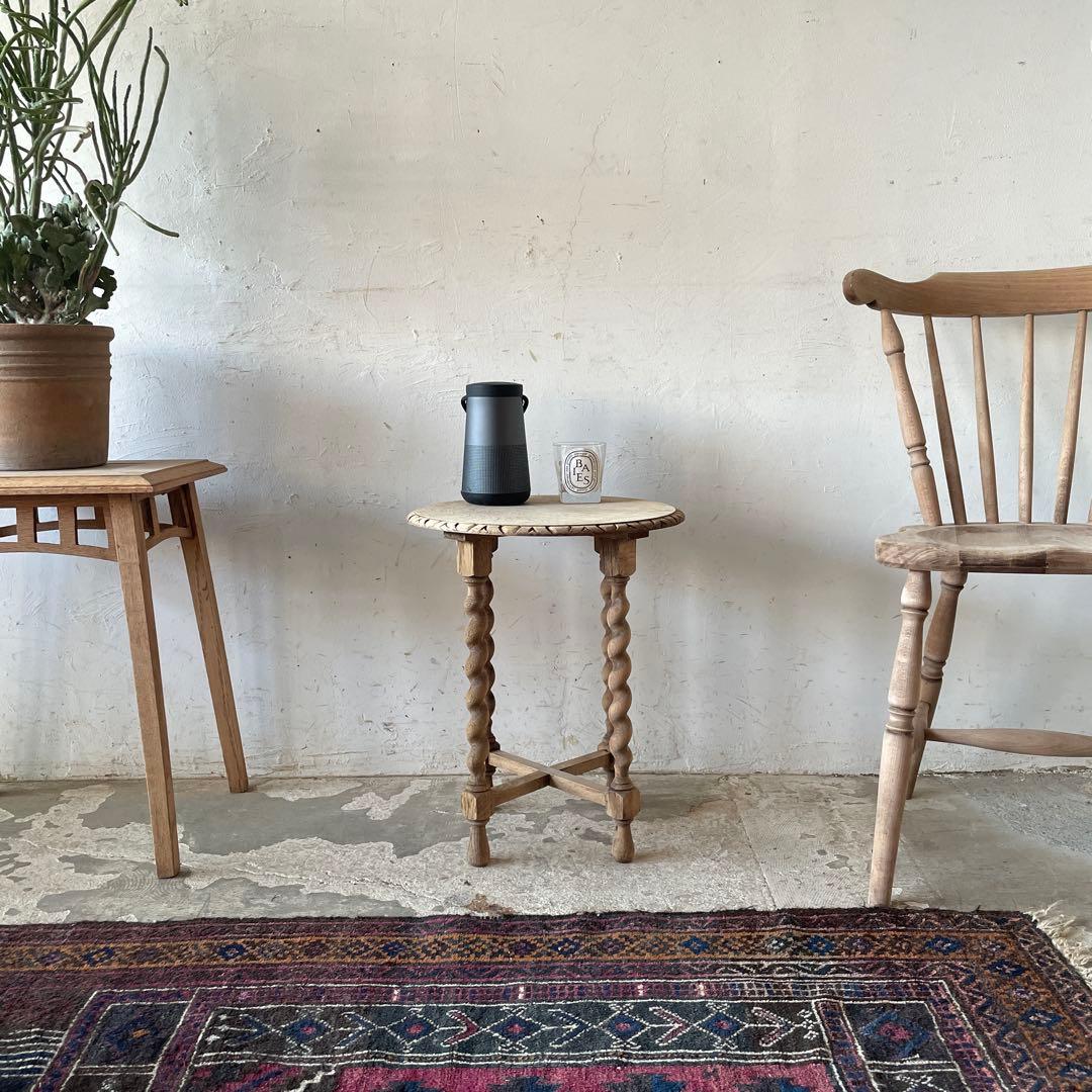 ビンテージ　サイドテーブル　ベッドサイドテーブル　花台　剥離 ビンテージ サイドテーブル 花台 ベッドサイドテーブル 小 剥離