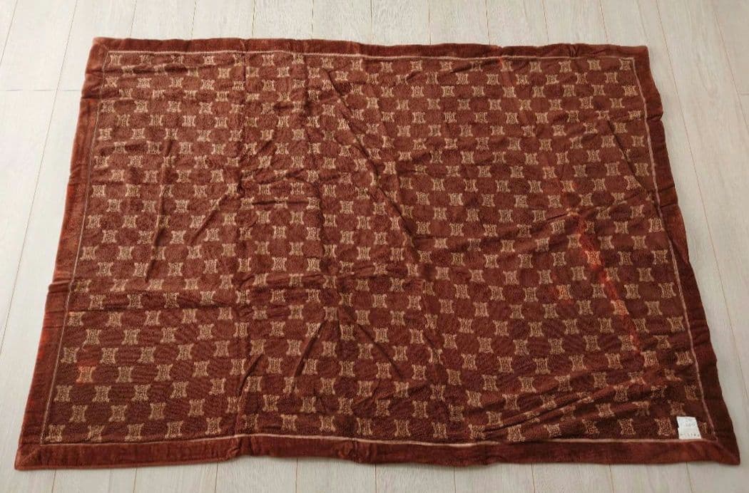 訳あり】 セリーヌ ハーフケット タオルケット ひざ掛け - メルカリ