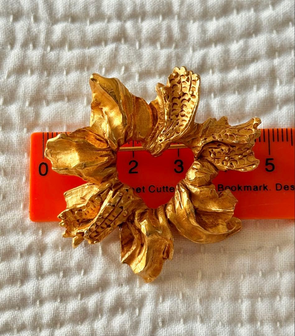 クリスチャンラクロア ゴールドブローチ 大 ヴィンテージ バロック風 LVMH