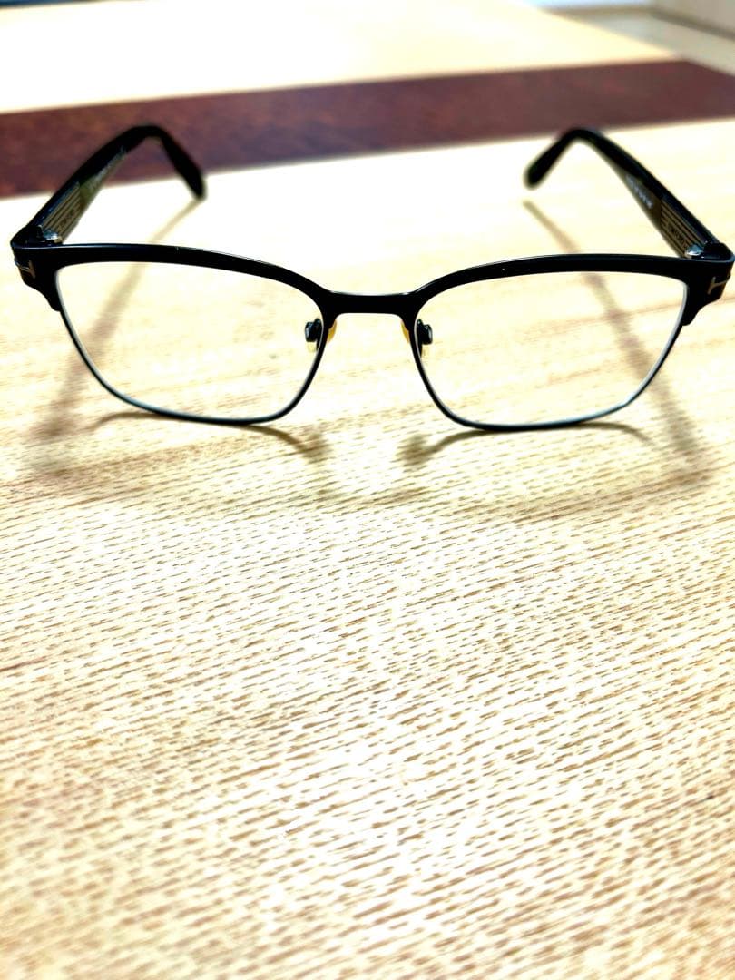 お正月セール‼️【定価5.8】TOMFORDTF5323メガネ(度あり)