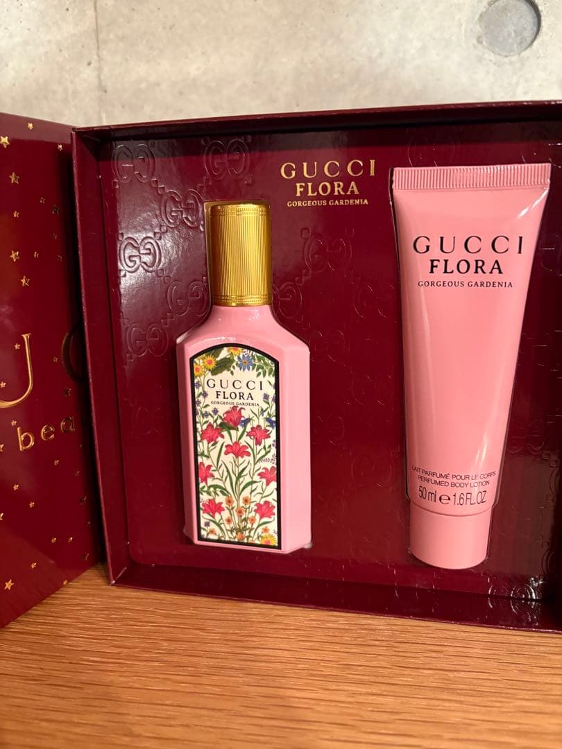 フローラ ゴージャス ガーデニア オードパルファム ギフトセット グッチ ビューティ / グッチ フローラ ゴージャス ガーデニア