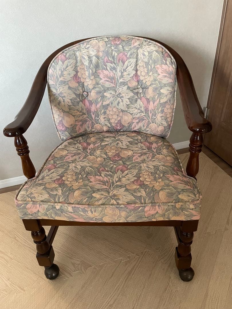 カリモク⭐︎コロニアル 肘掛けチェア(キャスター付) COLONIAL（カリモク家具） カリモク コロニアル ダイニングチェア