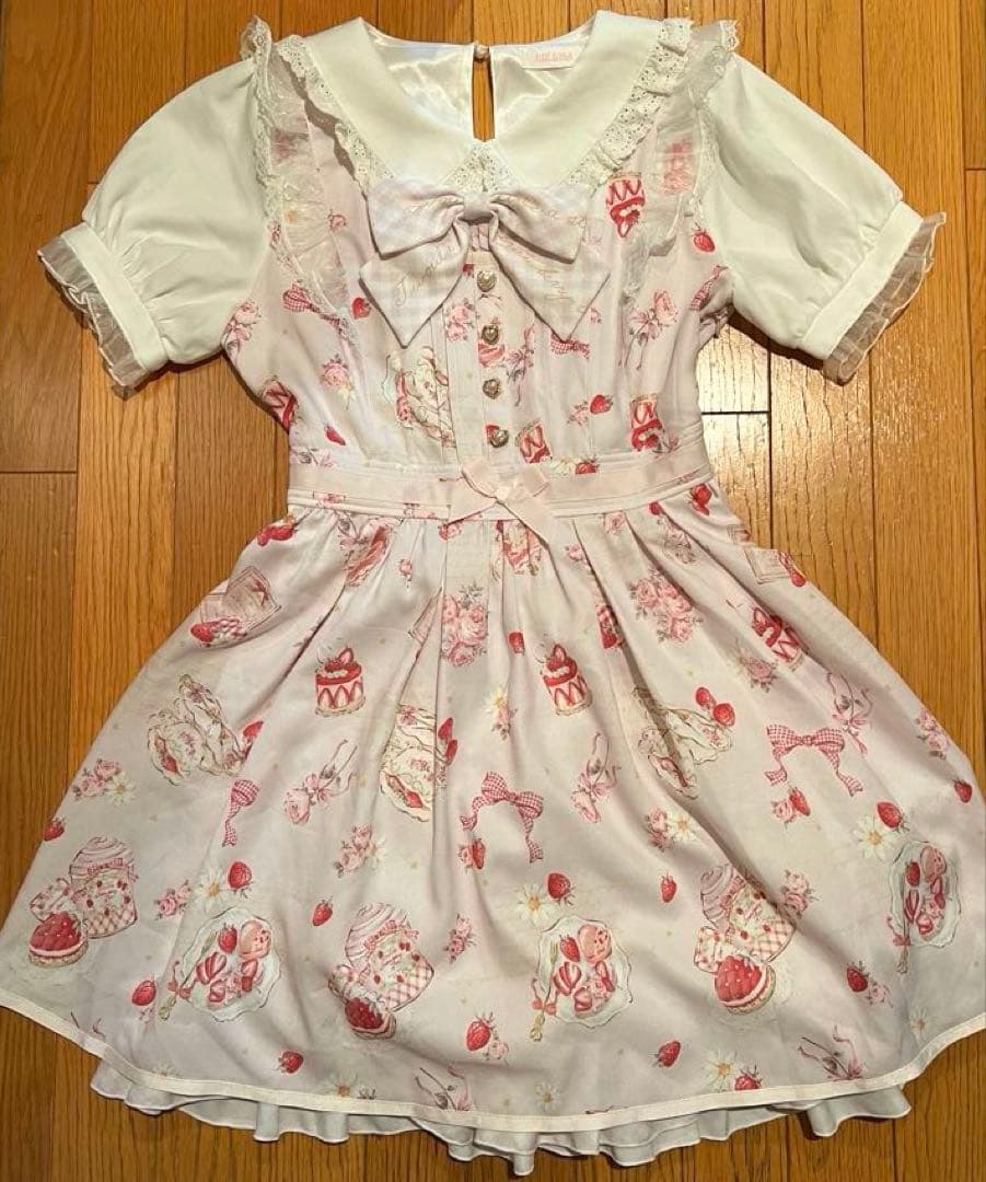 LIZLISA リズリサ ストロベリーティーパーティー柄 ワンピース いちご