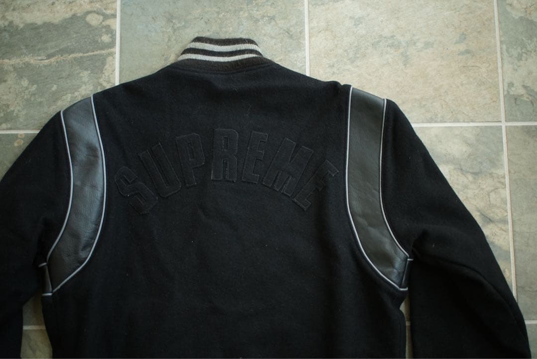 02aw 常田着 初期 Supreme レザー 切り替え スタジャン old 黒 - メルカリ