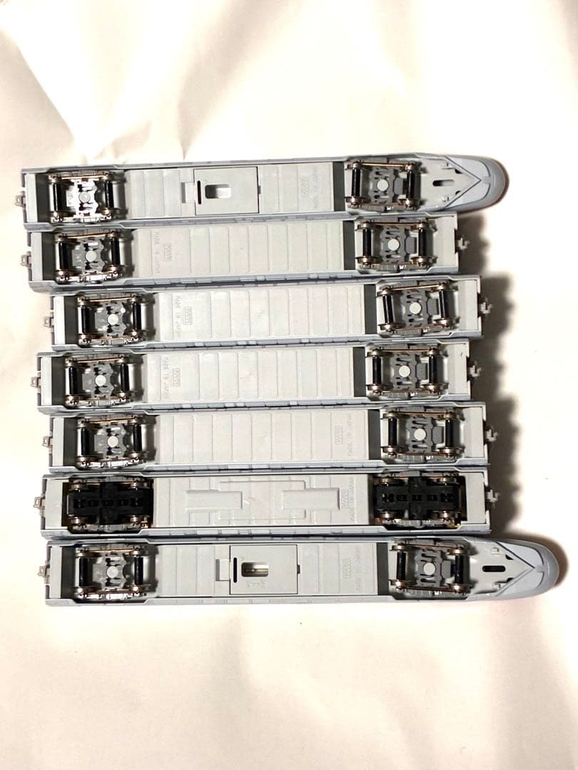 E6系秋田新幹線7両 kato ライト点灯動力動作確認済 E6系秋田