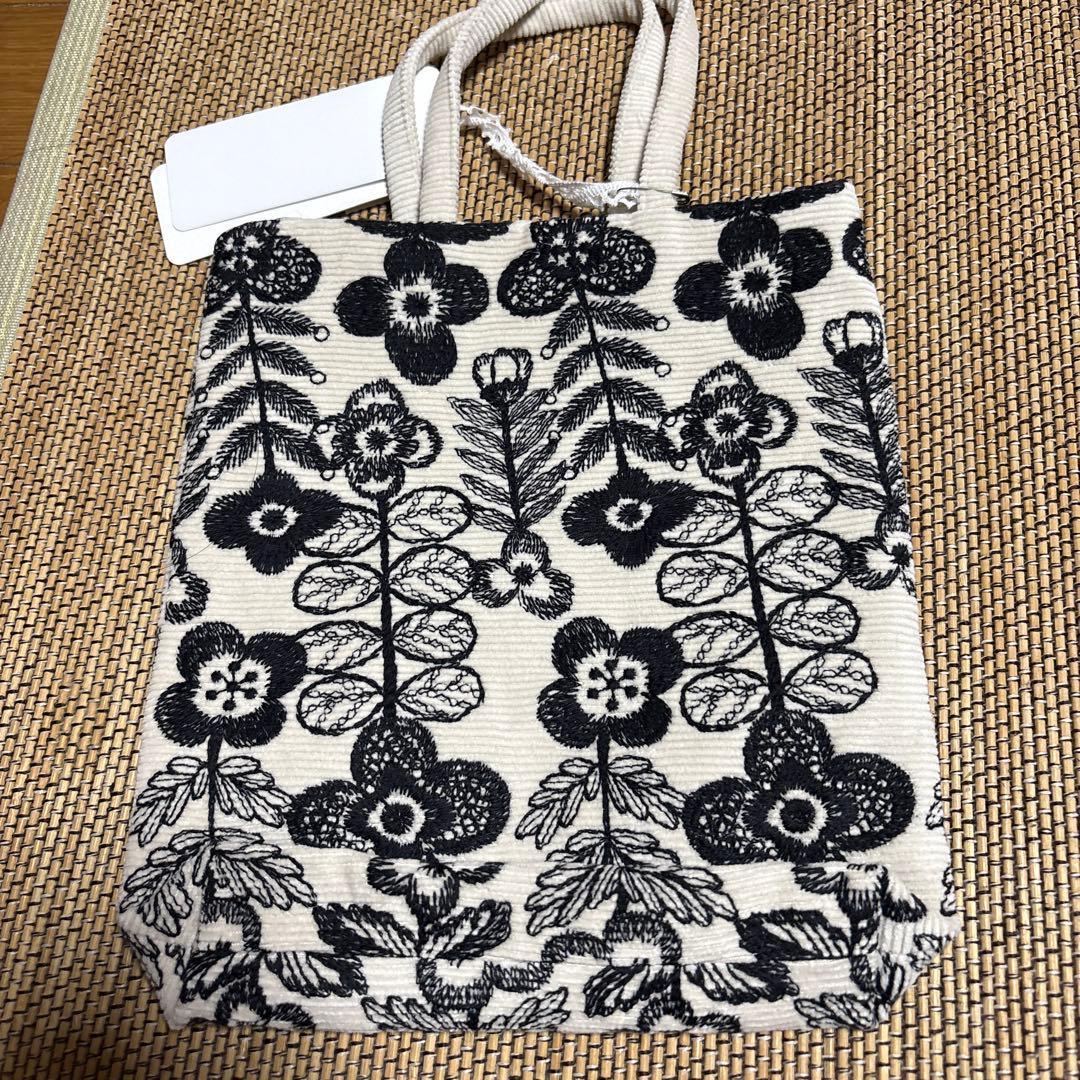 ミナペルホネン☆swing garden☆トーストバッグ - メルカリ