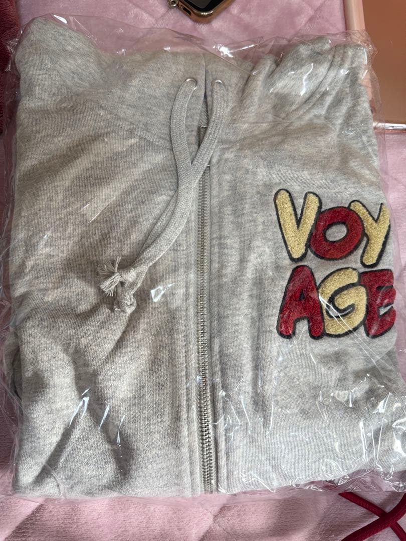 なにわ男子 ジップパーカー