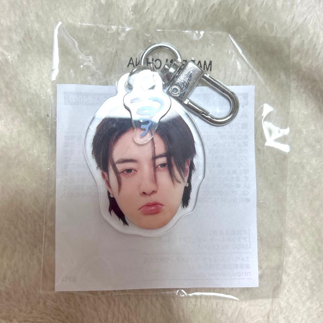 treasure ハルト 顔アクキー - メルカリ