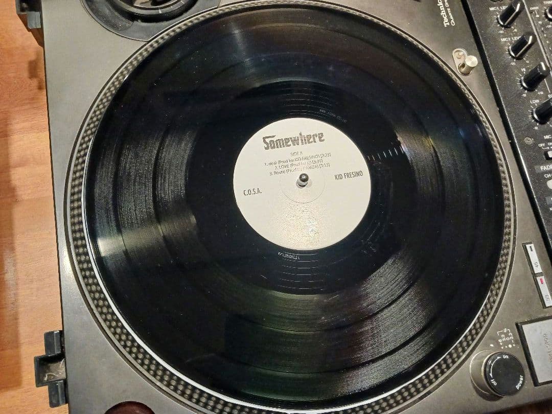 C.O.S.A. × KID FRESINO / Somewhere《レコード》