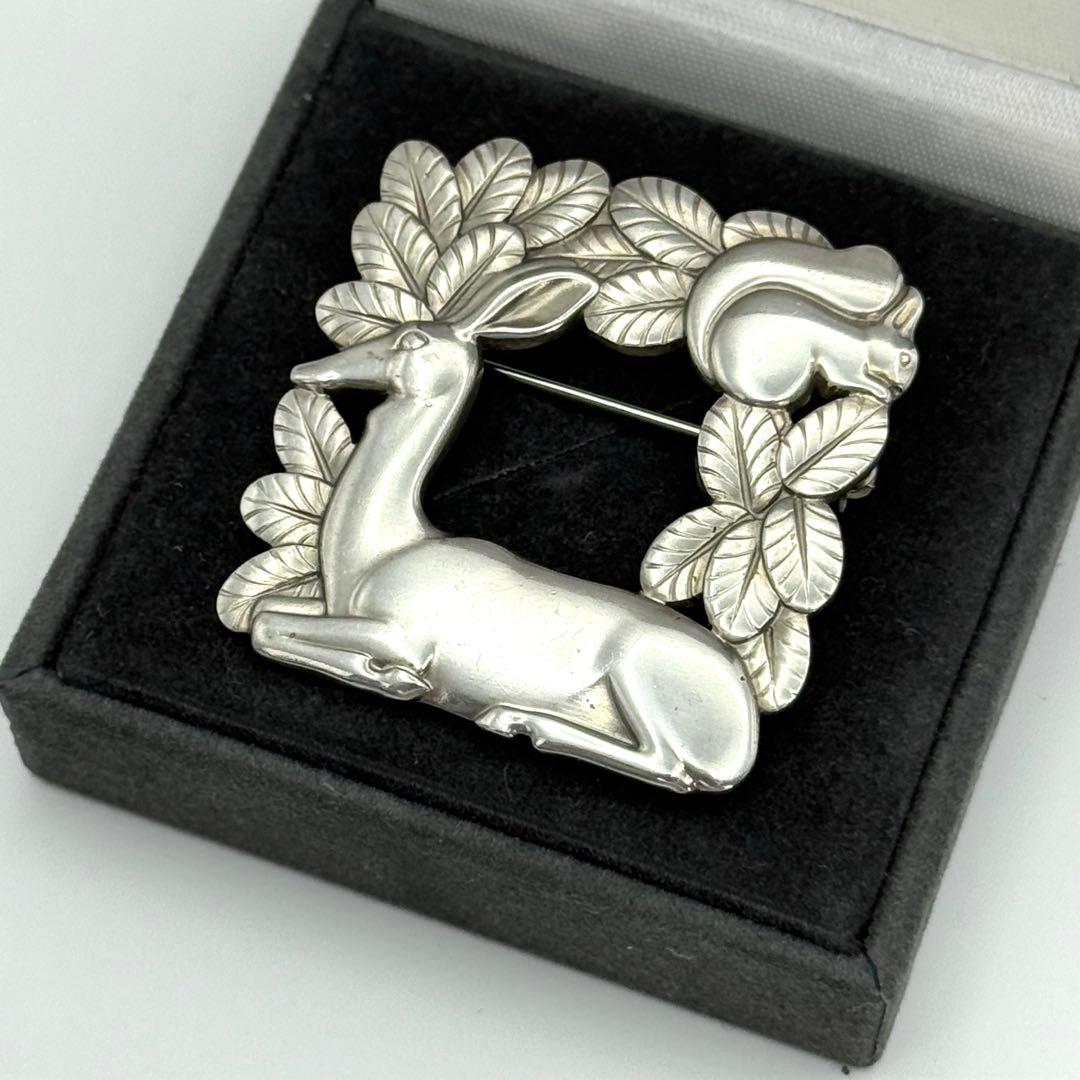 美品 希少 ジョージジェンセン 318 ブローチ 鹿とリス アンティーク Georg Jensen（ジョージ ジェンセン） ブローチ318 鹿とリス