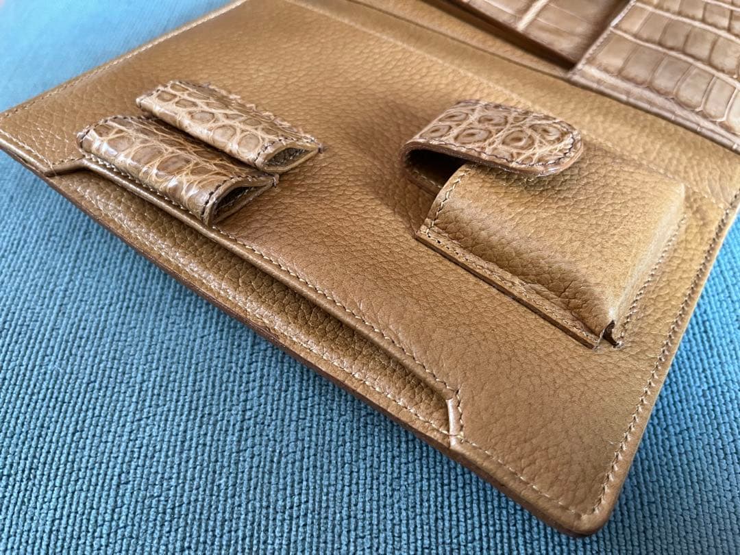 未使用 A6手帳カバー クロコダイル ルーペ メモパッド 象革 キタムラ