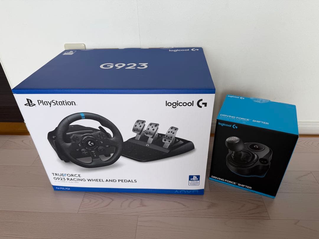 Logicool G923 PS5 PS4 PC ハンコン+ペダル+シフター - メルカリ