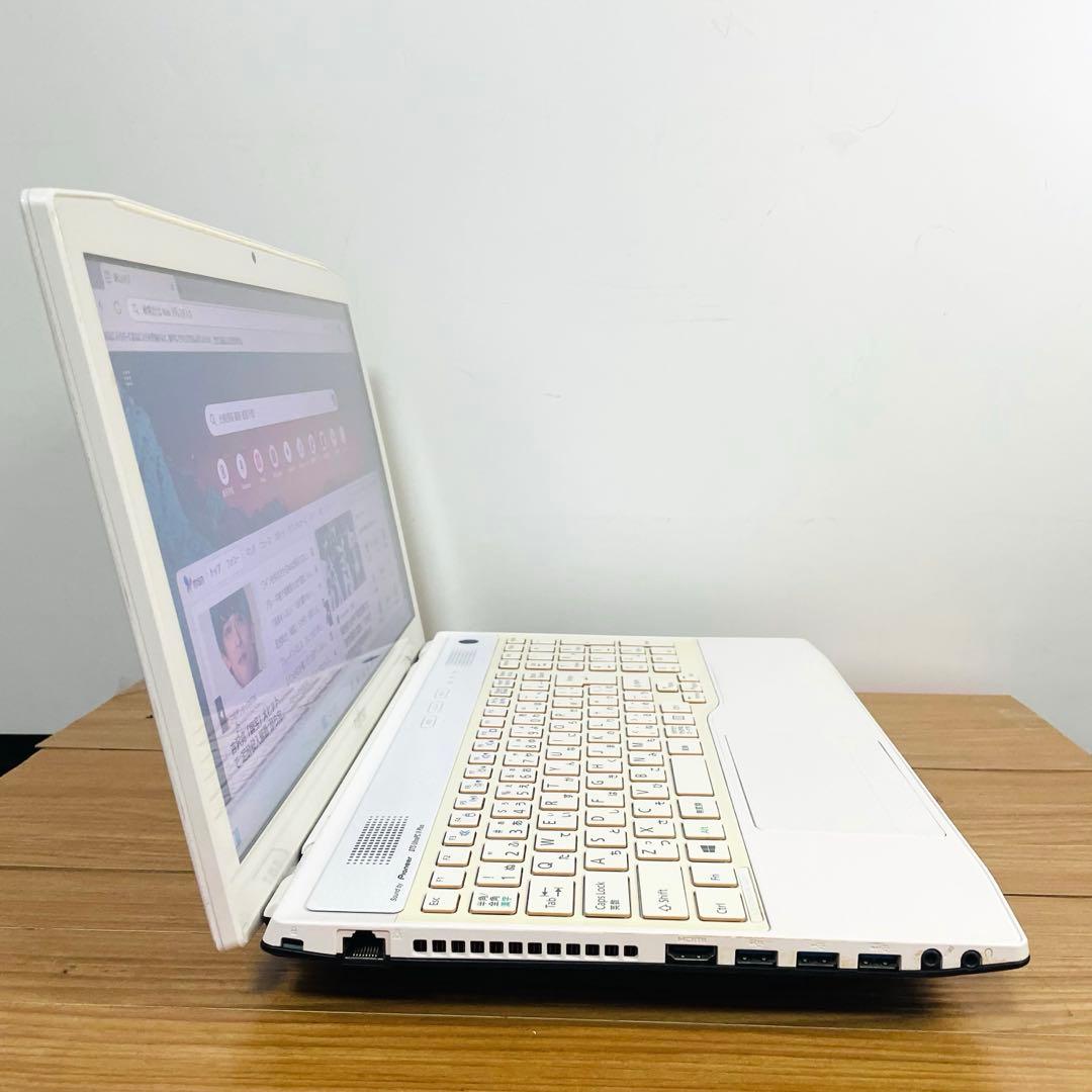 i7ホワイトSSDノートパソコンメモリー8ギガwin11オフィスブルーレイ