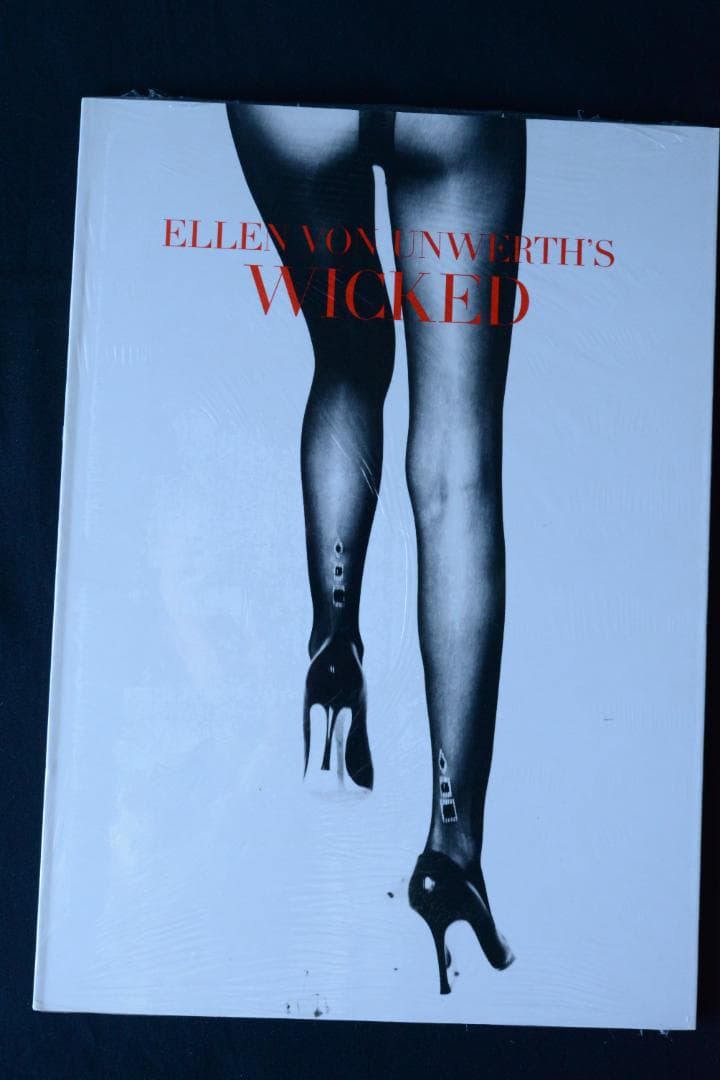 Ellen Von Unwerth: Wicked　★★大幅に再々値下げしました Ellen Von Unwerth's Wicked - Ellen Von Unwerth